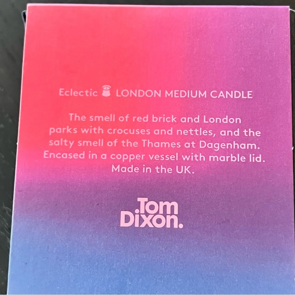 Tom Dixon London Medium Candle - Rose Gold - Picture 4 of 6